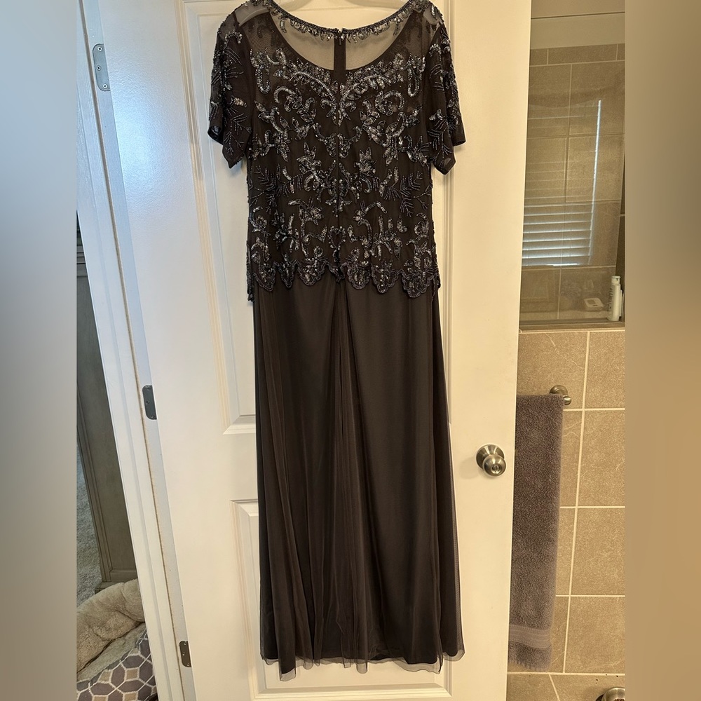 Oleg Cassini Charcoal Mother of Bride/Groom Dress-Size 16W
